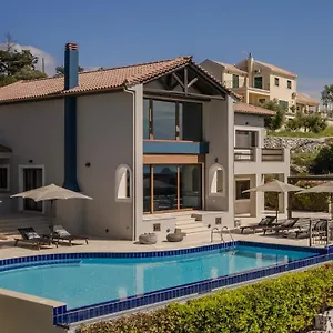 https://hidden-luxury-gem-of-kefalonia-villa-karmaniolos.kefaloniahotels.net