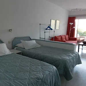 Club Atlantis 160 - Playa De Americas Apartment