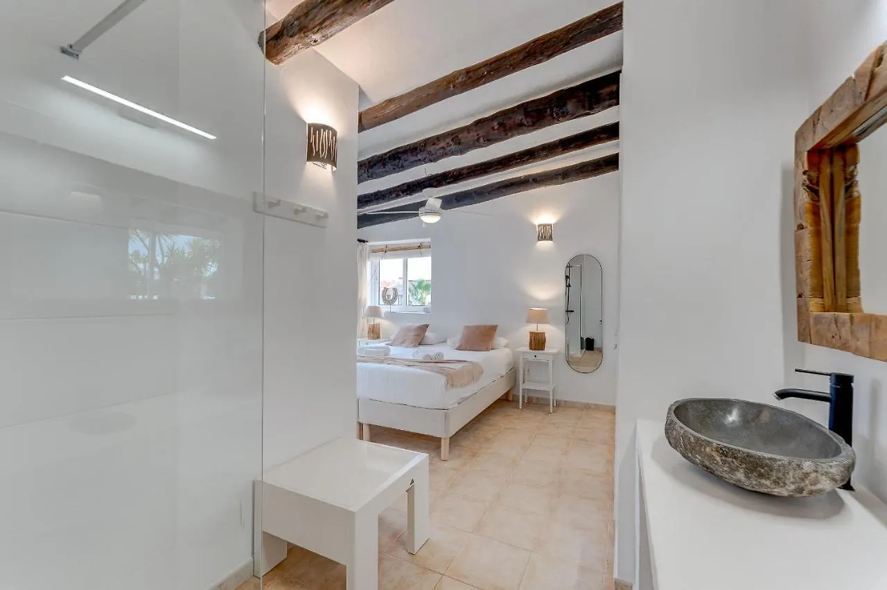 Charming Villa With Private And Heated Pool Costa Adeje  Costa Adeje (Tenerife)