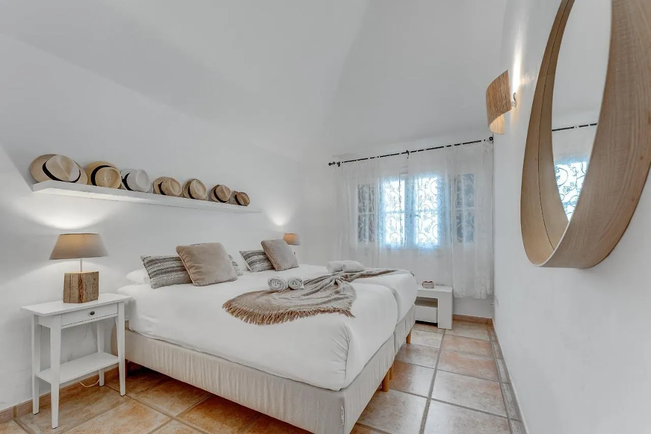 Charming Villa With Private And Heated Pool Costa Adeje