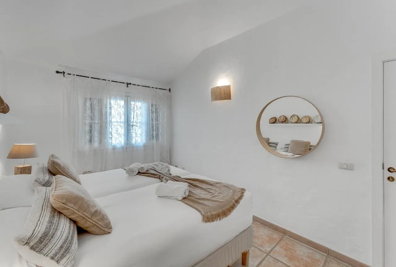 Charming Villa With Private And Heated Pool Costa Adeje  Spain