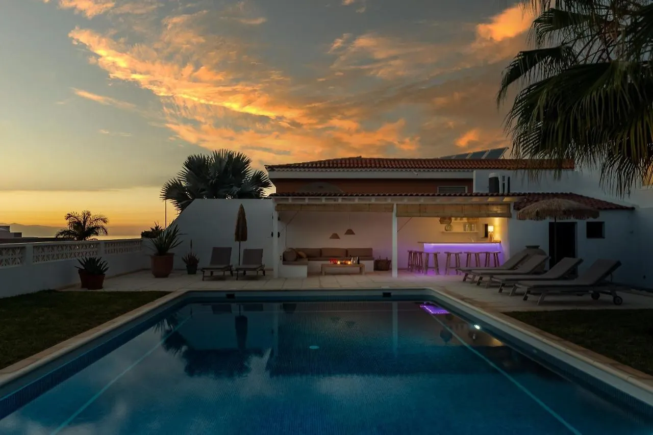 Charming Villa With Private And Heated Pool Costa Adeje