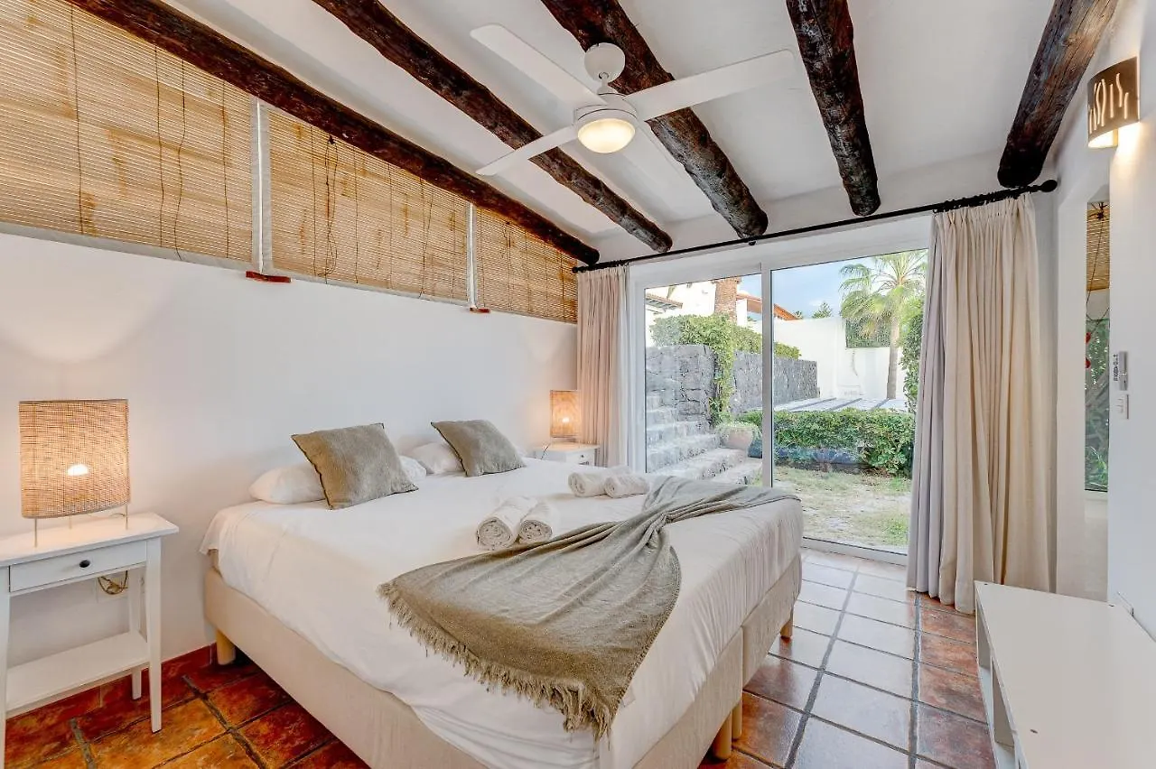 Charming Villa With Private And Heated Pool Costa Adeje