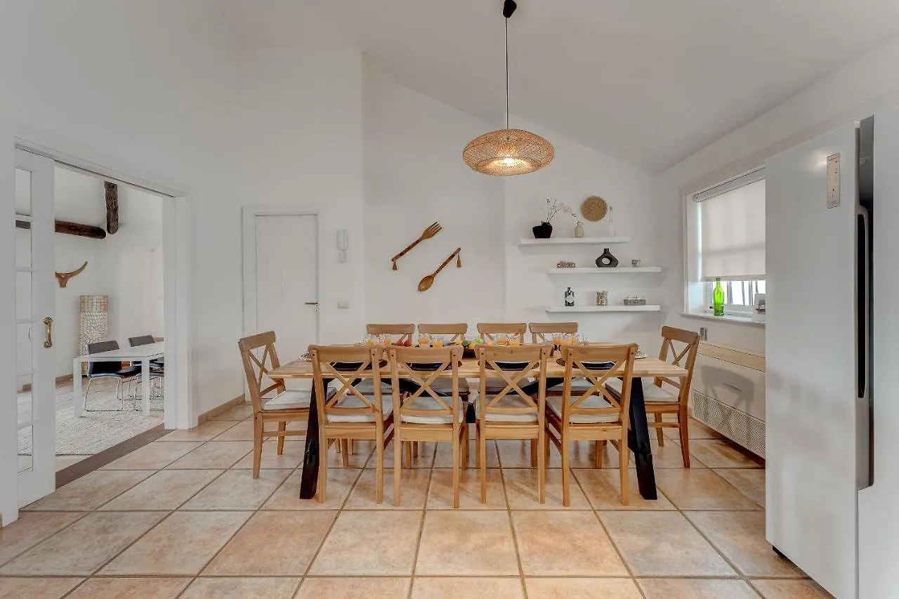 Charming Villa With Private And Heated Pool Costa Adeje  Costa Adeje (Tenerife)
